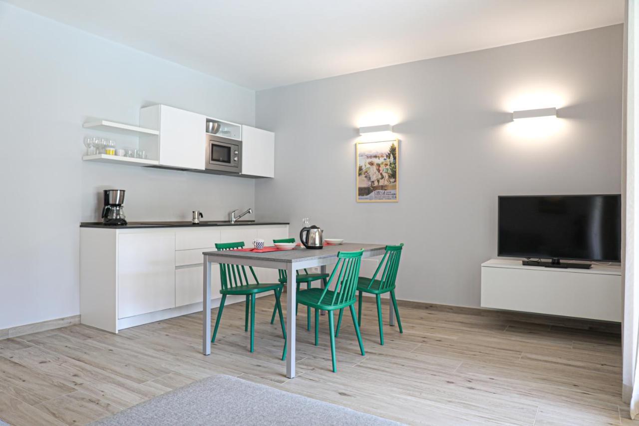 דירות מרגוצו House & Pool מראה חיצוני תמונה